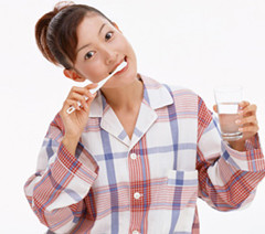 牙刷久不换小心慢性咽炎